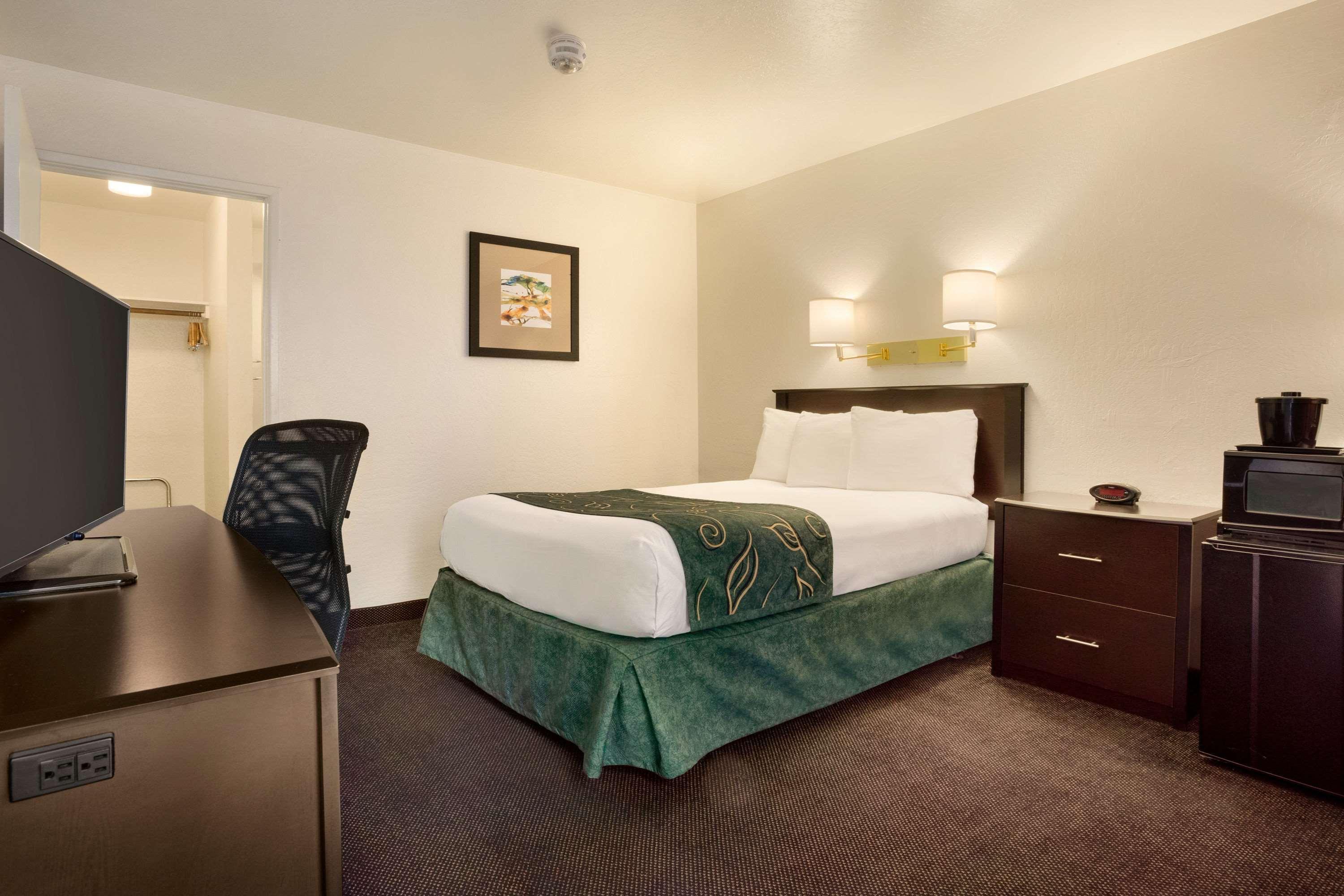 Clarion Pointe Winslow I-40 מראה חיצוני תמונה